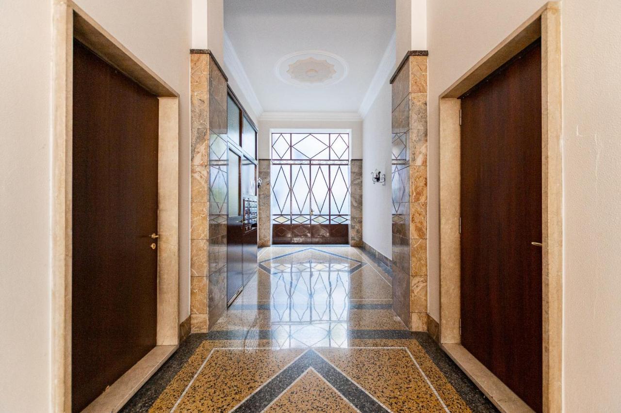Bnbutler - Paganini Boutique Apartment ميلان المظهر الخارجي الصورة